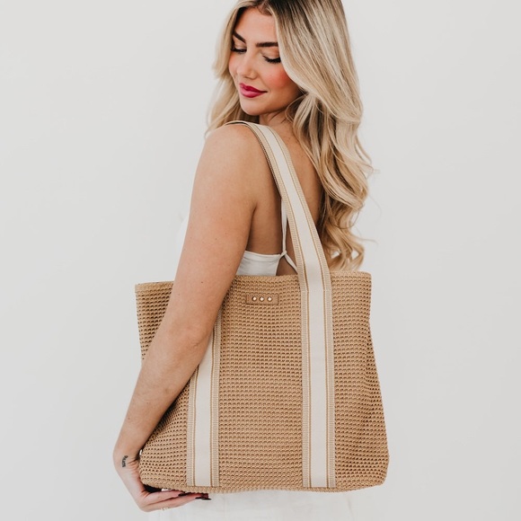 Ruby Raffia Tote Bag - Picture 1 of 1